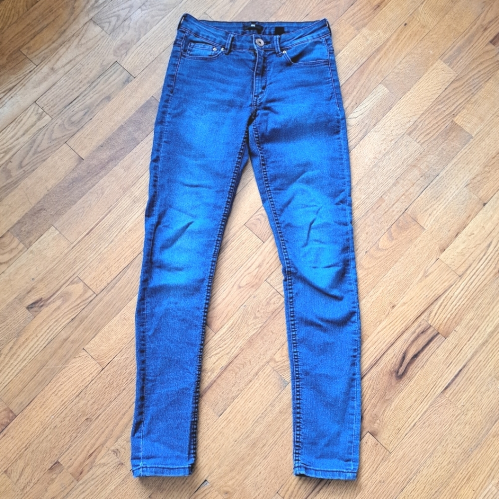 H&M Classic Blue Skinny Jeans Sz 6